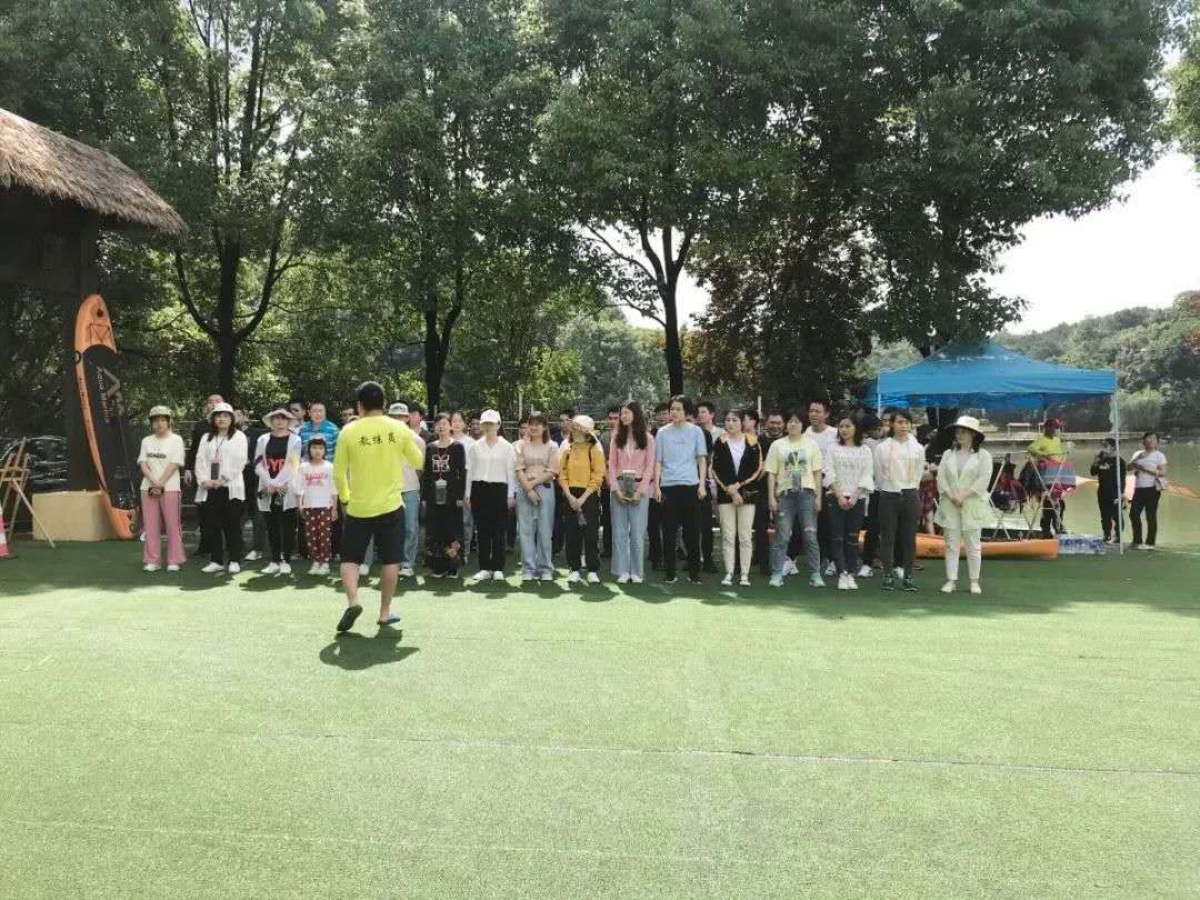 遠(yuǎn)程監(jiān)控,報(bào)警巡邏,清機(jī)加鈔,清分整點(diǎn),憑證寄庫,頭寸箱寄庫,商鋪安保,智能家居 遠(yuǎn)程監(jiān)控,報(bào)警巡邏,清機(jī)加鈔,清分整點(diǎn),憑證寄庫,頭寸箱寄庫,商鋪安保,智能家居