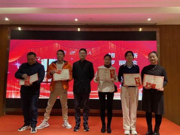 遠(yuǎn)程監(jiān)控,報(bào)警巡邏,清機(jī)加鈔,清分整點(diǎn),憑證寄庫(kù),頭寸箱寄庫(kù),商鋪安保,智能家居